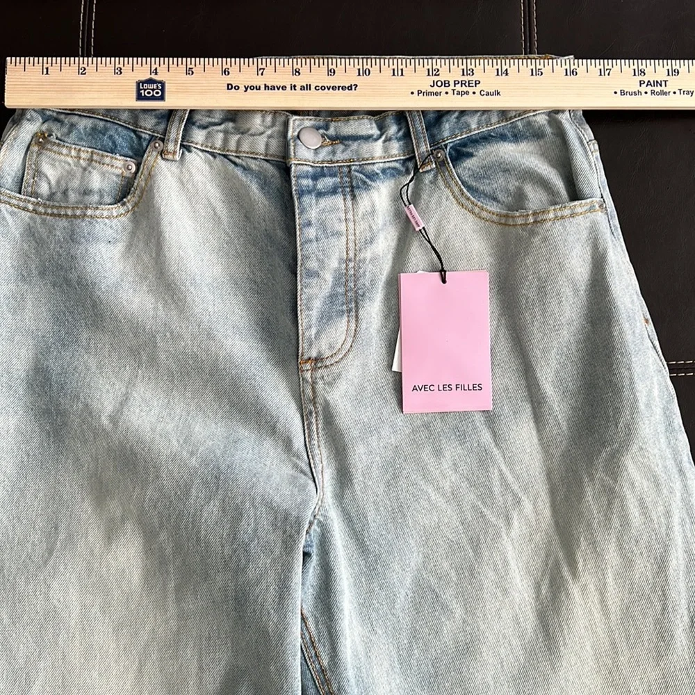 NWT Avec Les Filles Women’s Light Wash Jeans Sz 31 - Picture 9 of 11